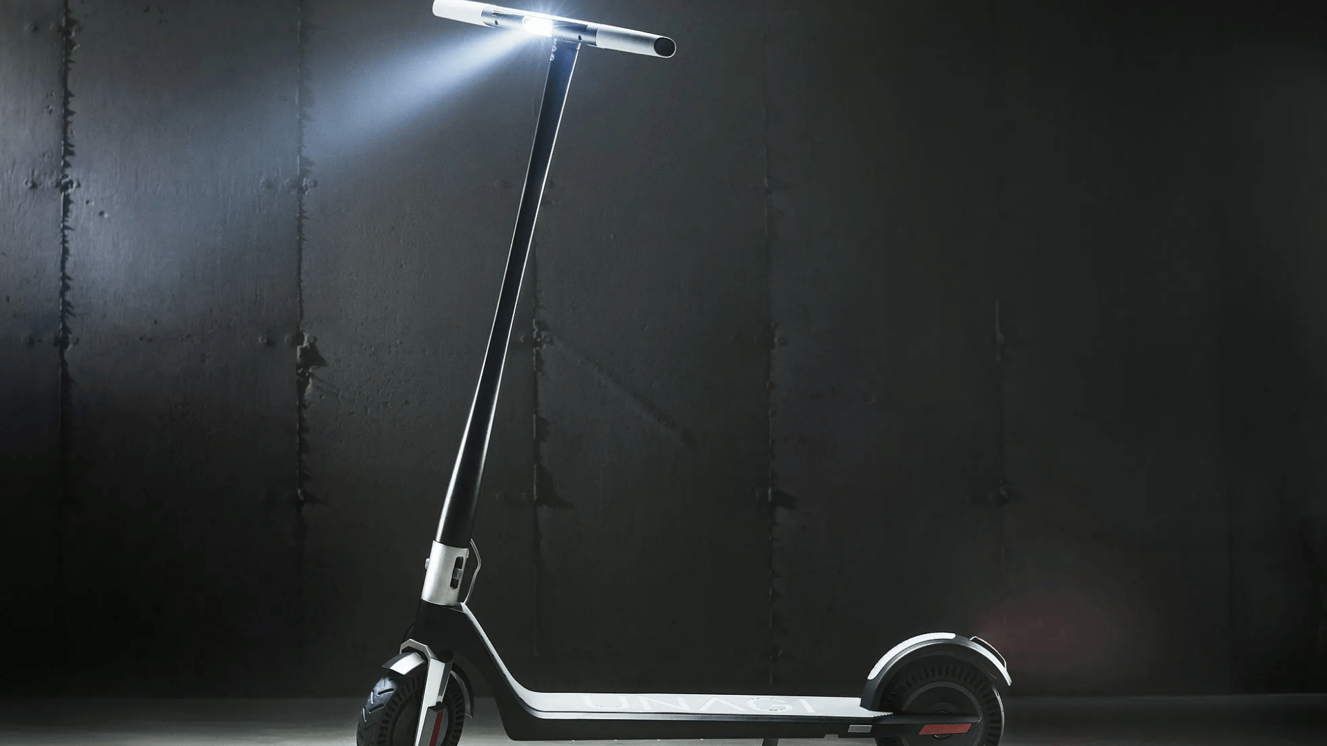 unagi-model-one-review–design-performance-and-ride-quality